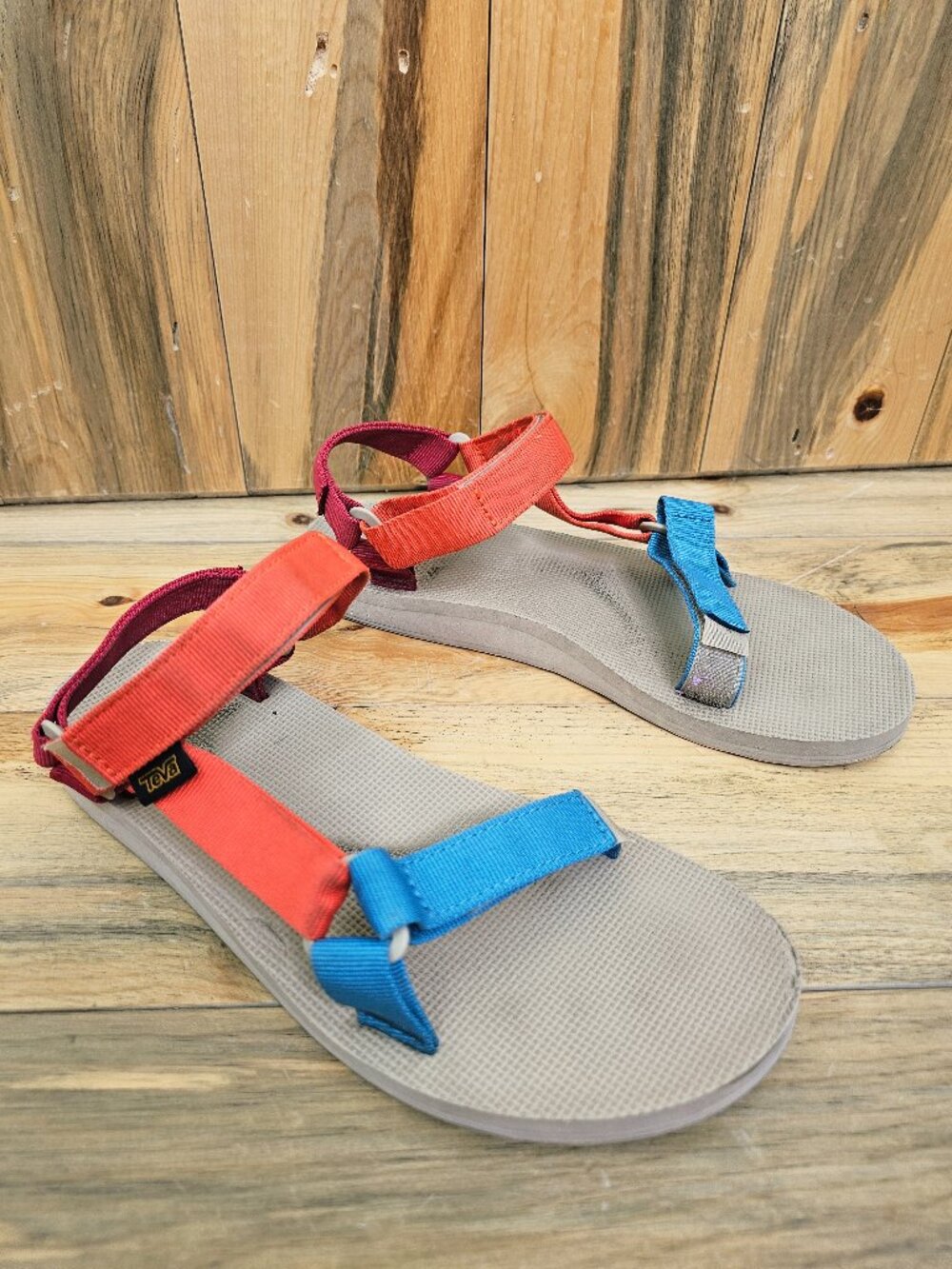 Teva Multicolor Hurricane Strappy Sandals Size 10